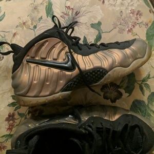 Mens foamposite